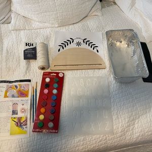 Adult & Crafts Dip Dyed Wall Hanging Kit